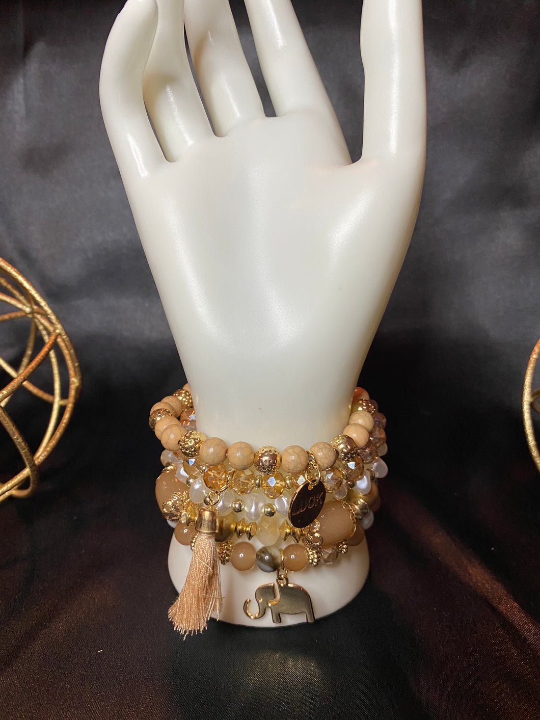 Nude Solo Elephant Charm Set