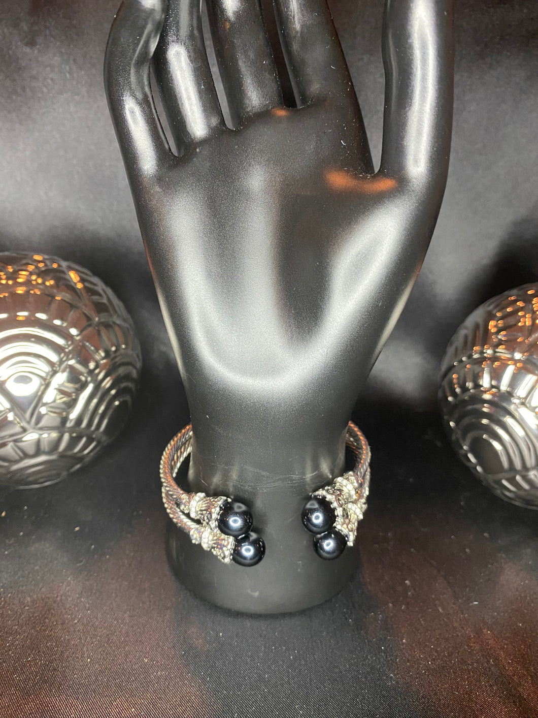 Black Pearl Filigree Cable Bangles
